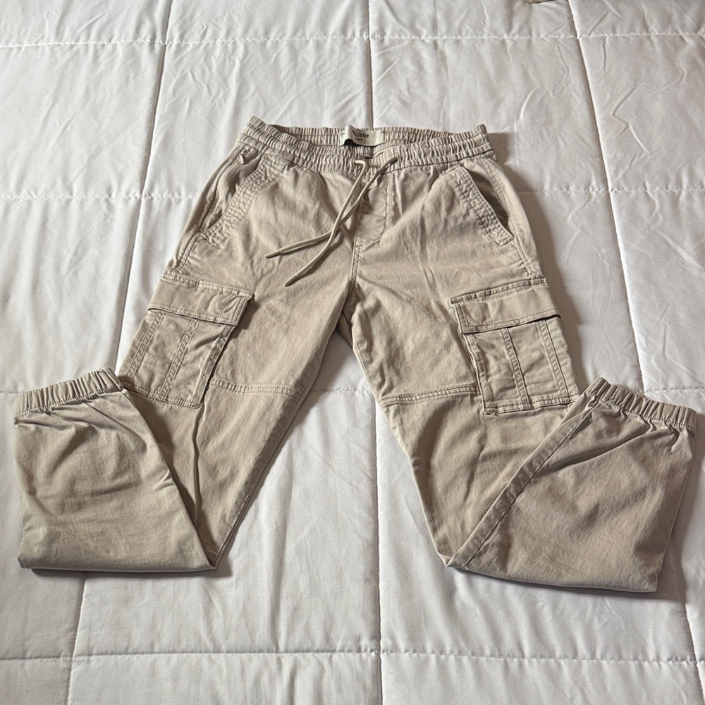 Hollister Men's Beige Cargo Joggers